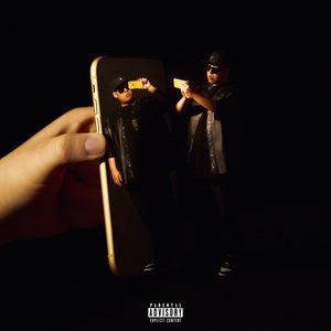 极品粉红色翻盖大阴茎靠小嫩逼
